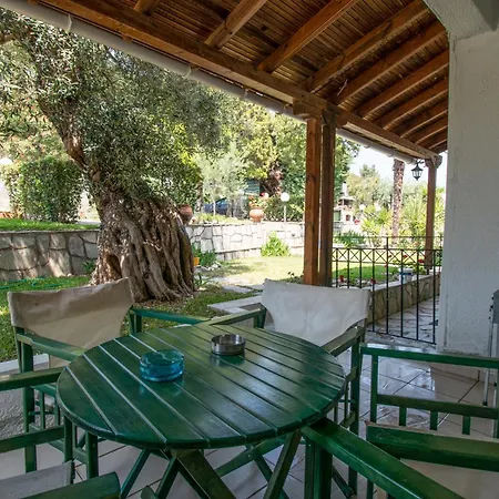 Three Sisters House By Rentalspro - Halkidiki * 몰라 칼리바